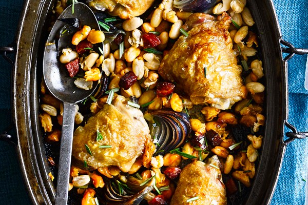 One Pot Chicken Recipe With Cannellini Beans and Chorizo
