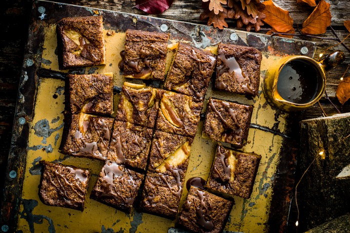Toffee Apple Tray Bake Recipe with Ginger