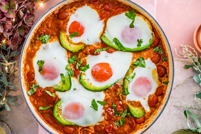Easy Baked Avocado Brunch Recipe with Eggs